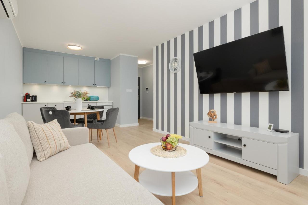 Wellness Resort Apartments Dziwnow Riverfront By Noclegi Renters Esterno foto