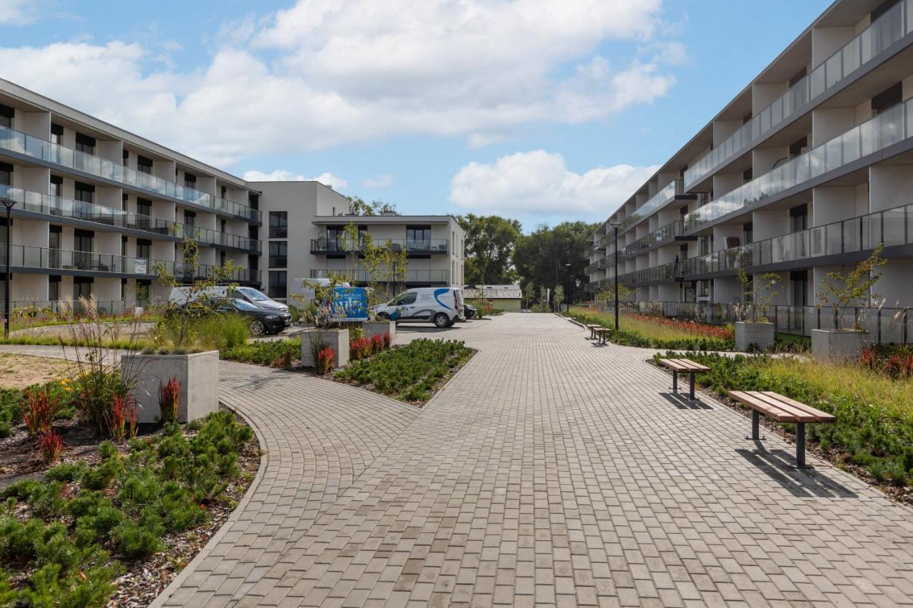 Wellness Resort Apartments Dziwnow Riverfront By Noclegi Renters Esterno foto