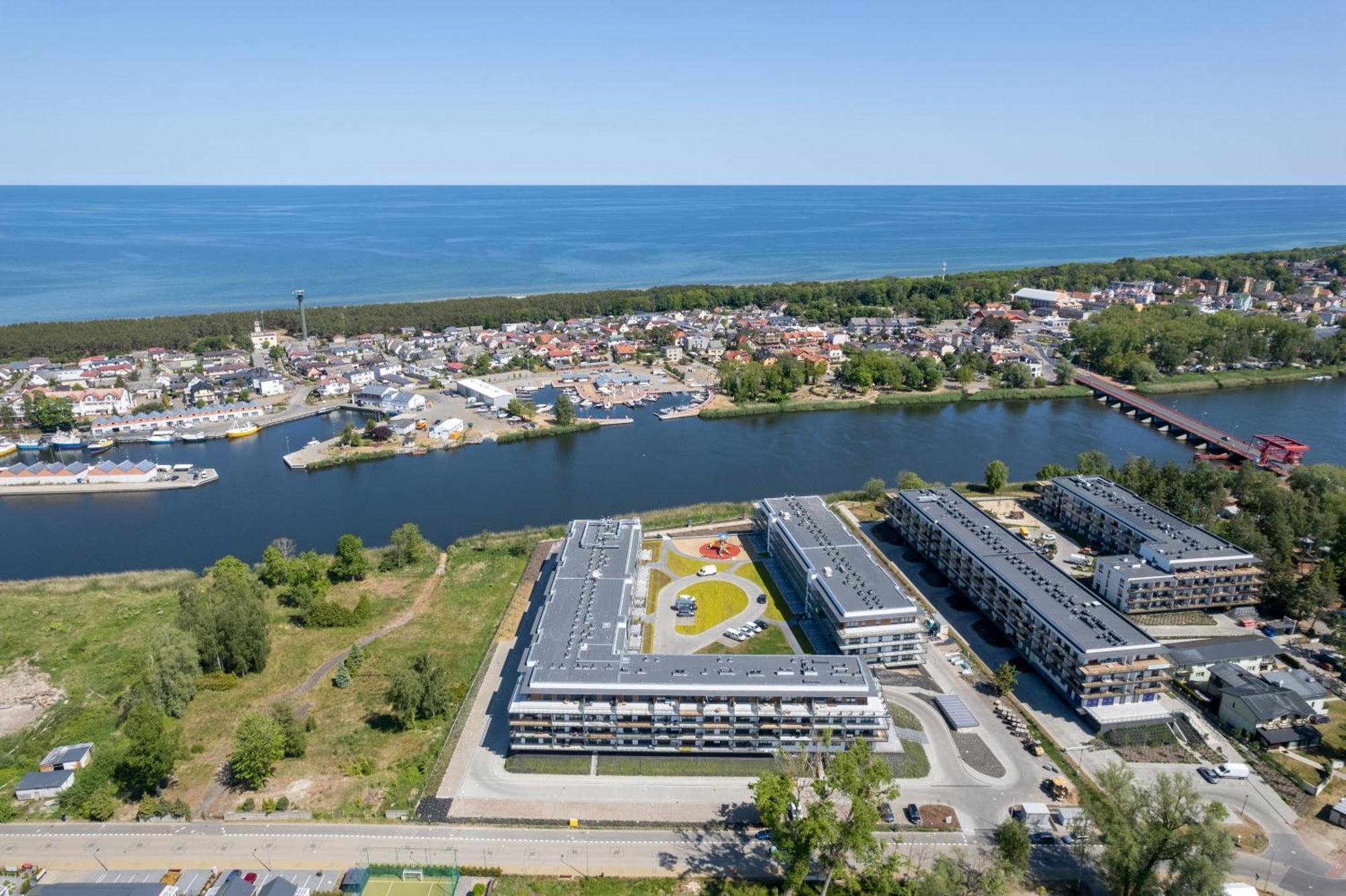 Wellness Resort Apartments Dziwnow Riverfront By Noclegi Renters Esterno foto