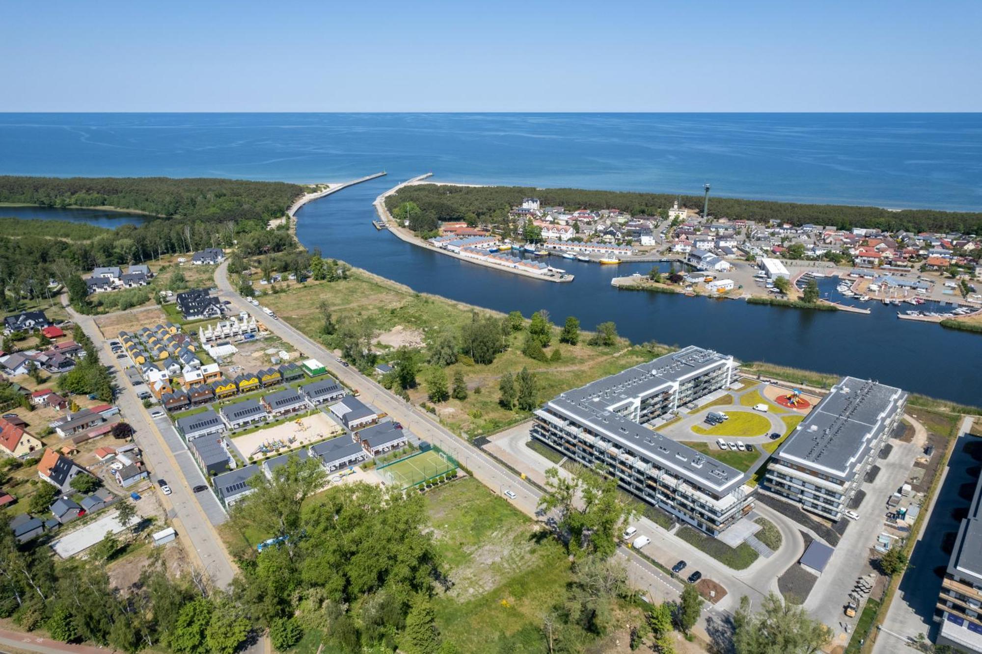 Wellness Resort Apartments Dziwnow Riverfront By Noclegi Renters Esterno foto